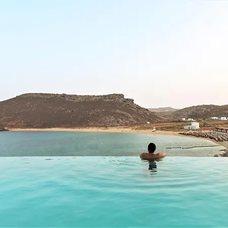 酒店 Panormos Village 4*