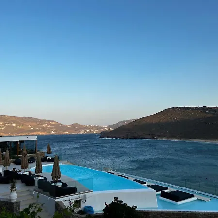 Hotel Panormos Village