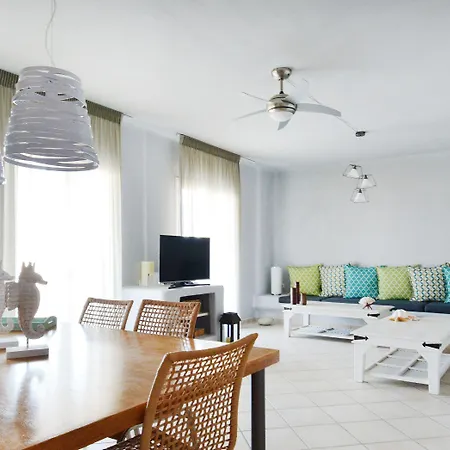 Panormos Village Seaside فندق بانورموس ميكونو