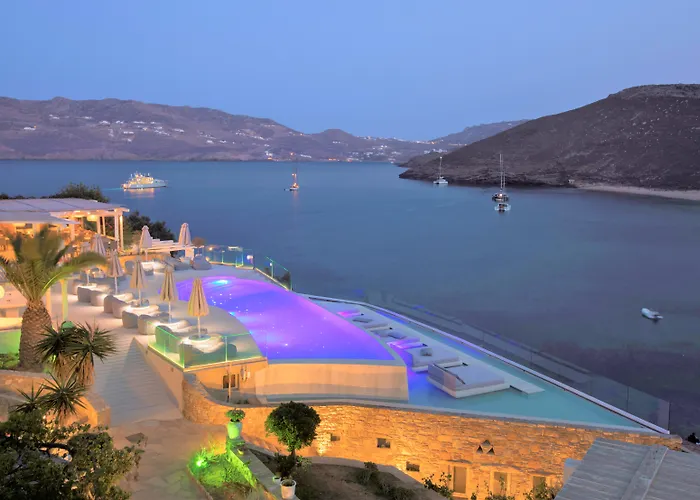 Hotel Panormos Village