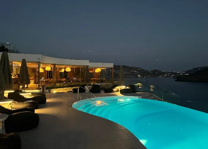 Panormos Village Szálloda