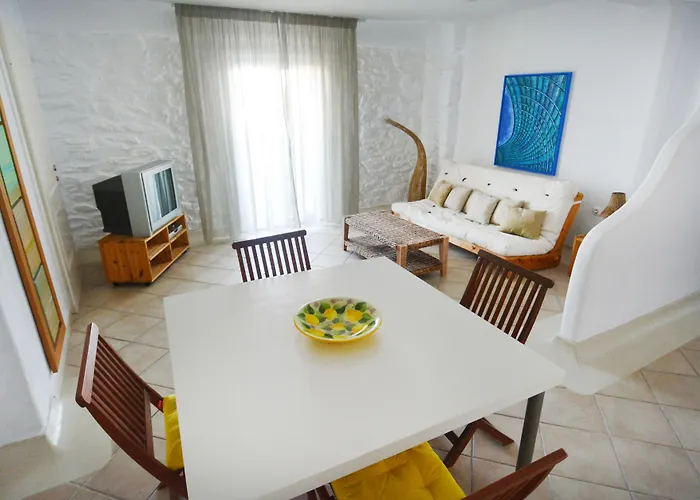 Hotel Panormos Village