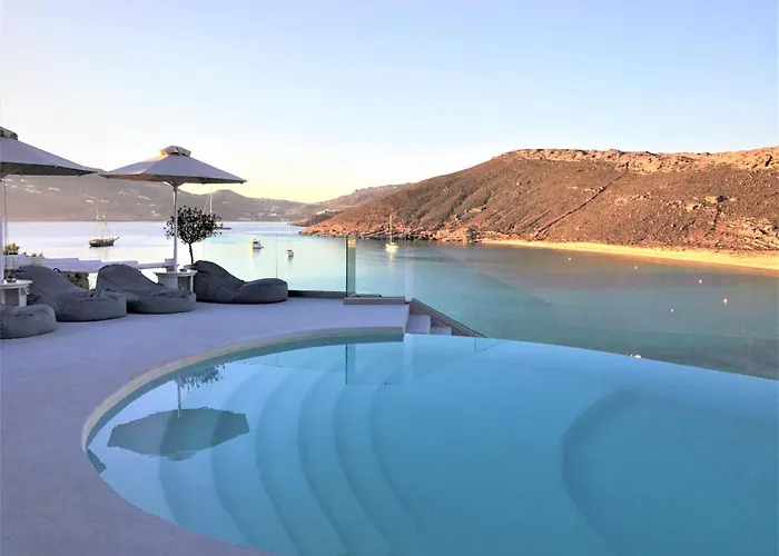 Panormos Village מלון 4*