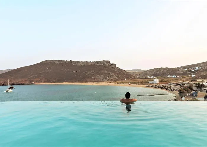 מלון Panormos Village 4*